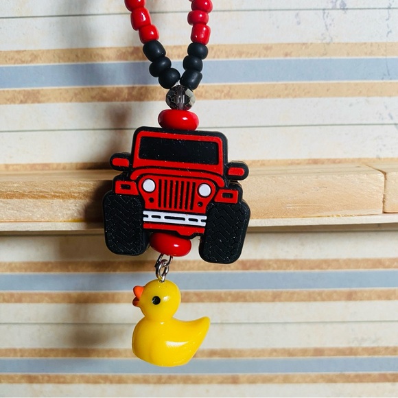 Silicone 4x4 Jeep Duck Rearview Mirror Charm-Keychain-Bag Charm-Beaded Bracelet - Picture 4 of 7